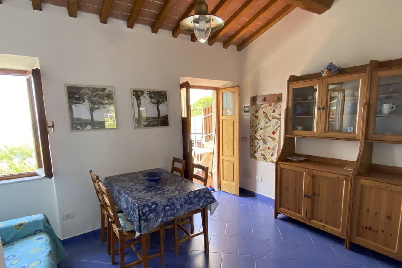Foto 9 von 16: Ferienwohnung für 4 Personen mit Terrasse