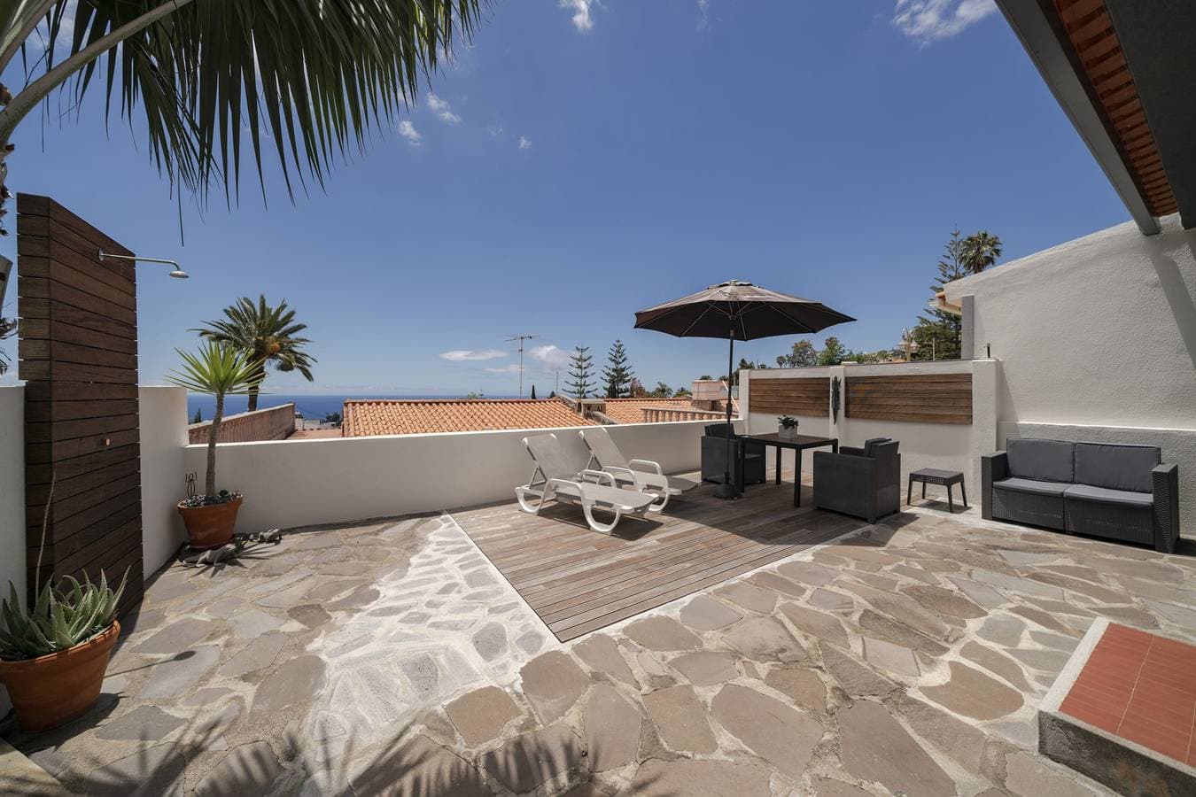 Haus im Erdgeschoss in Garajau, Terrace Vila 1