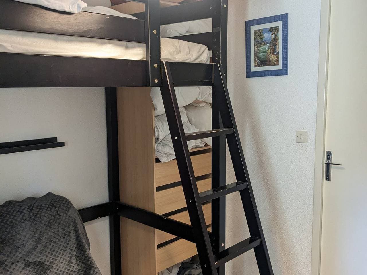 Foto 5 von 11: Gemütliche 5 Pers Wohnung an der Piste, Balkon und Skischließfach