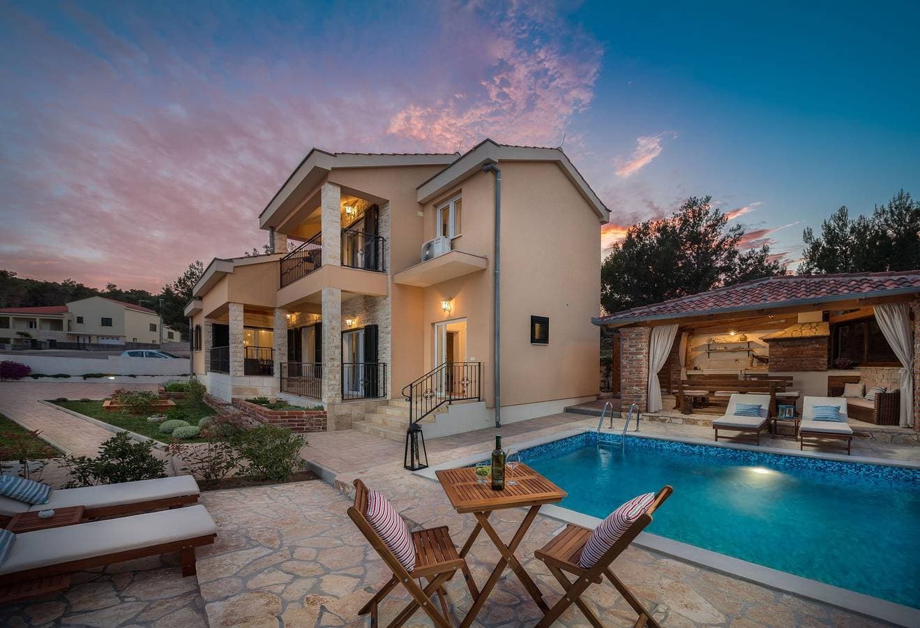 Foto 2 von 37: Villa Noah am Meer mit beheiztem Pool