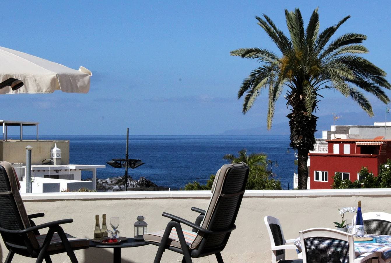 Foto 5 von 31: Fewo 2 Min. zum Strand, Meerblick, gratis fibre W-Lan und Garage
