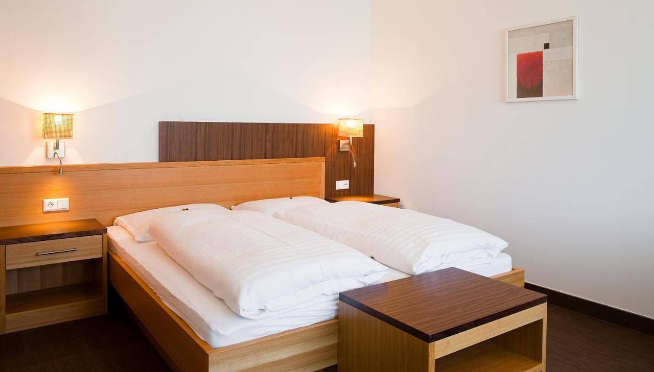 Foto 10 von 11: Comfort Double Room with Balcony