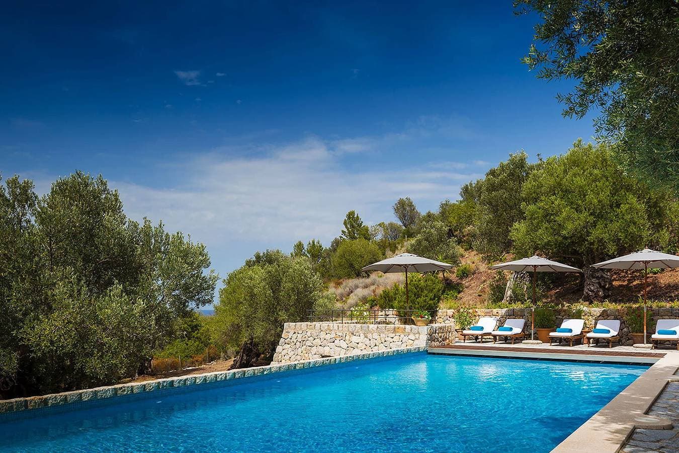 Foto 3 von 30: Villa für 8 Personen mit Garten
