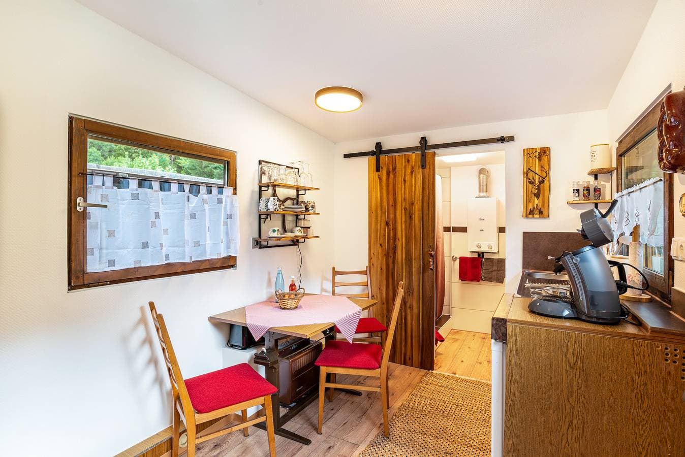 Foto 5 von 31: Ferienhaus 'Am Bach' mit privater Terrasse und privatem Garten