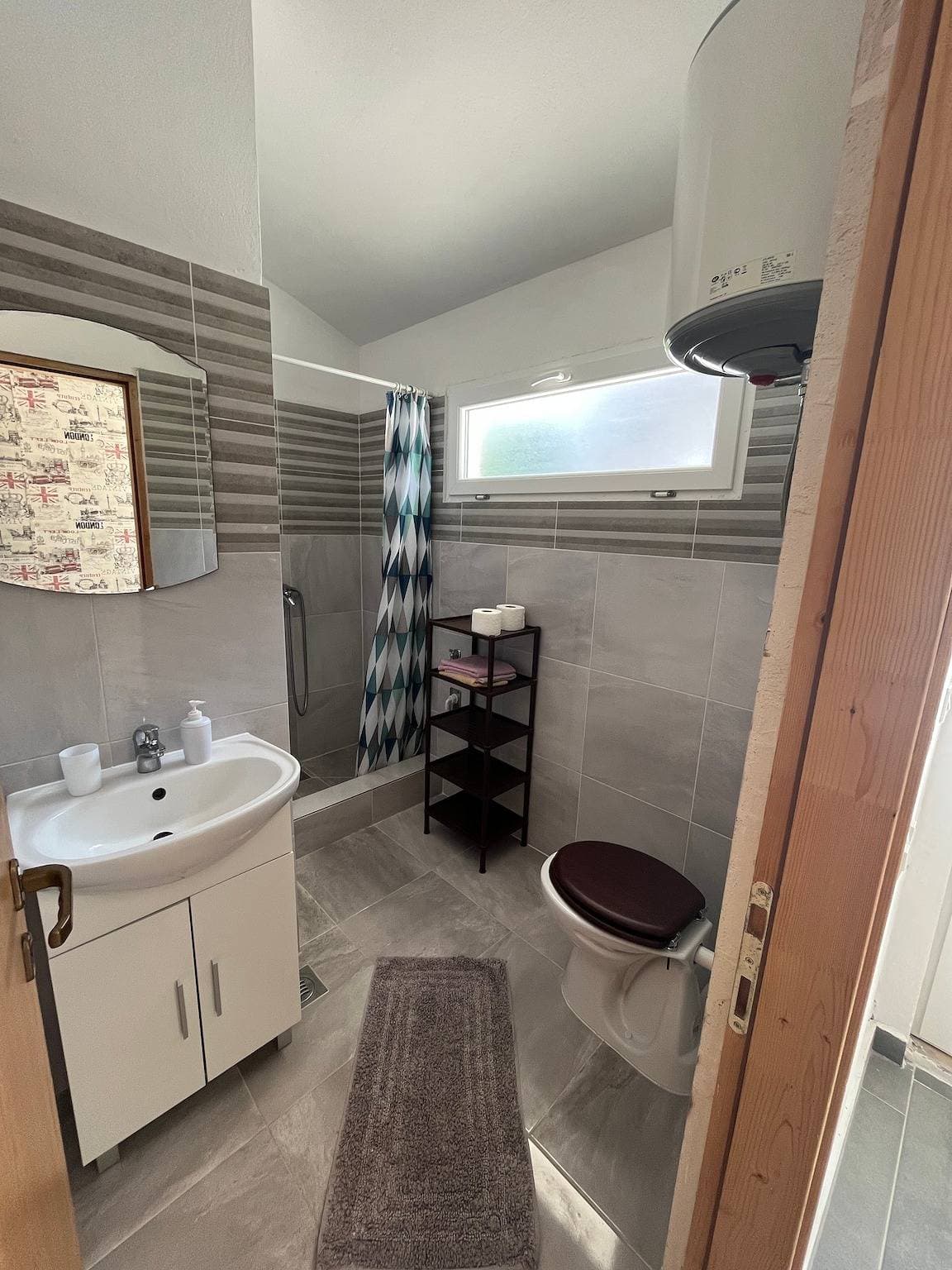 Foto 9 von 14: 1-Zimmer-Ferienwohnung am Strand Jelsa, Hvar -c