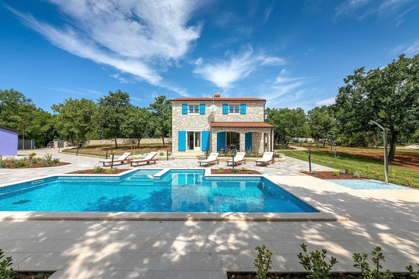 Foto 9 von 39: Strandnahe Steinvilla nur 800 Meter zum Strand mit Privatpool, BBQ, Waschmaschine