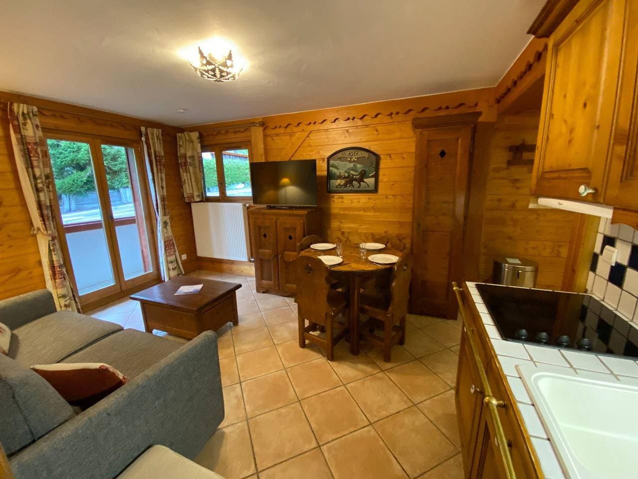 2-Zimmer-Wohnung in Méribel Village mit Poolzugang und Parkplatz 1
