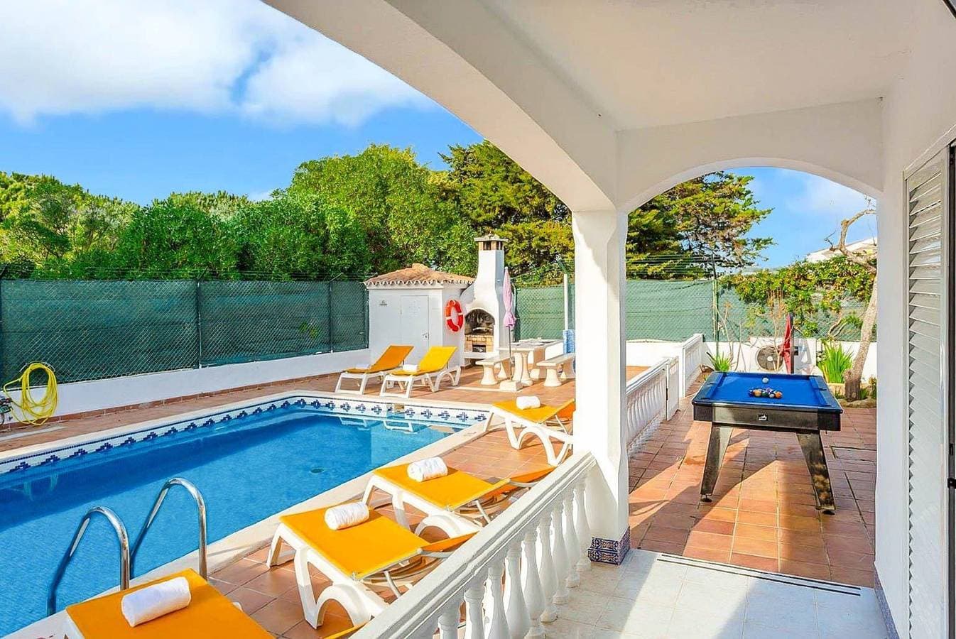Foto 4 von 29: Villa Coelho mit Meerblick, Pool, Garten und WLAN