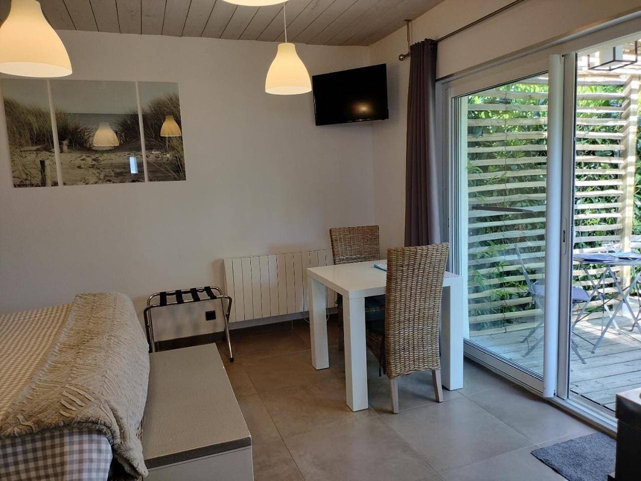 Foto 10 von 15: Studio with Garden View