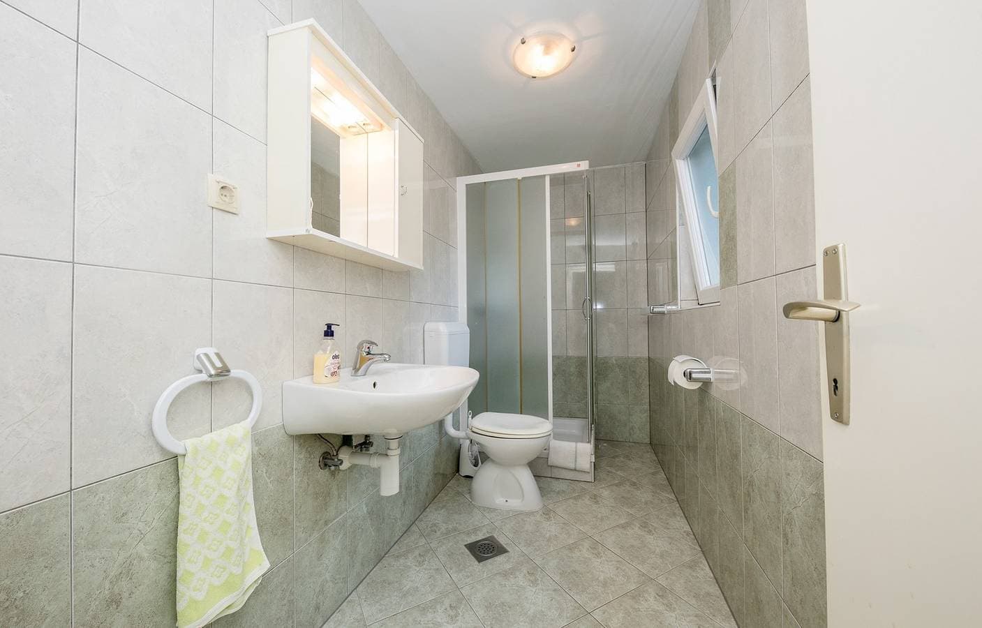 Foto 6 von 12: Zweibettzimmer Marijana Kampor S3 mit Balkon
