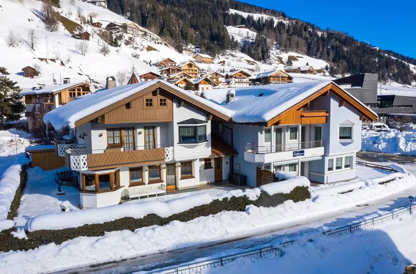 Foto 9 von 33: Chalet Villa "Lercher" mit Bergblick, Garten, Terrasse und WLAN