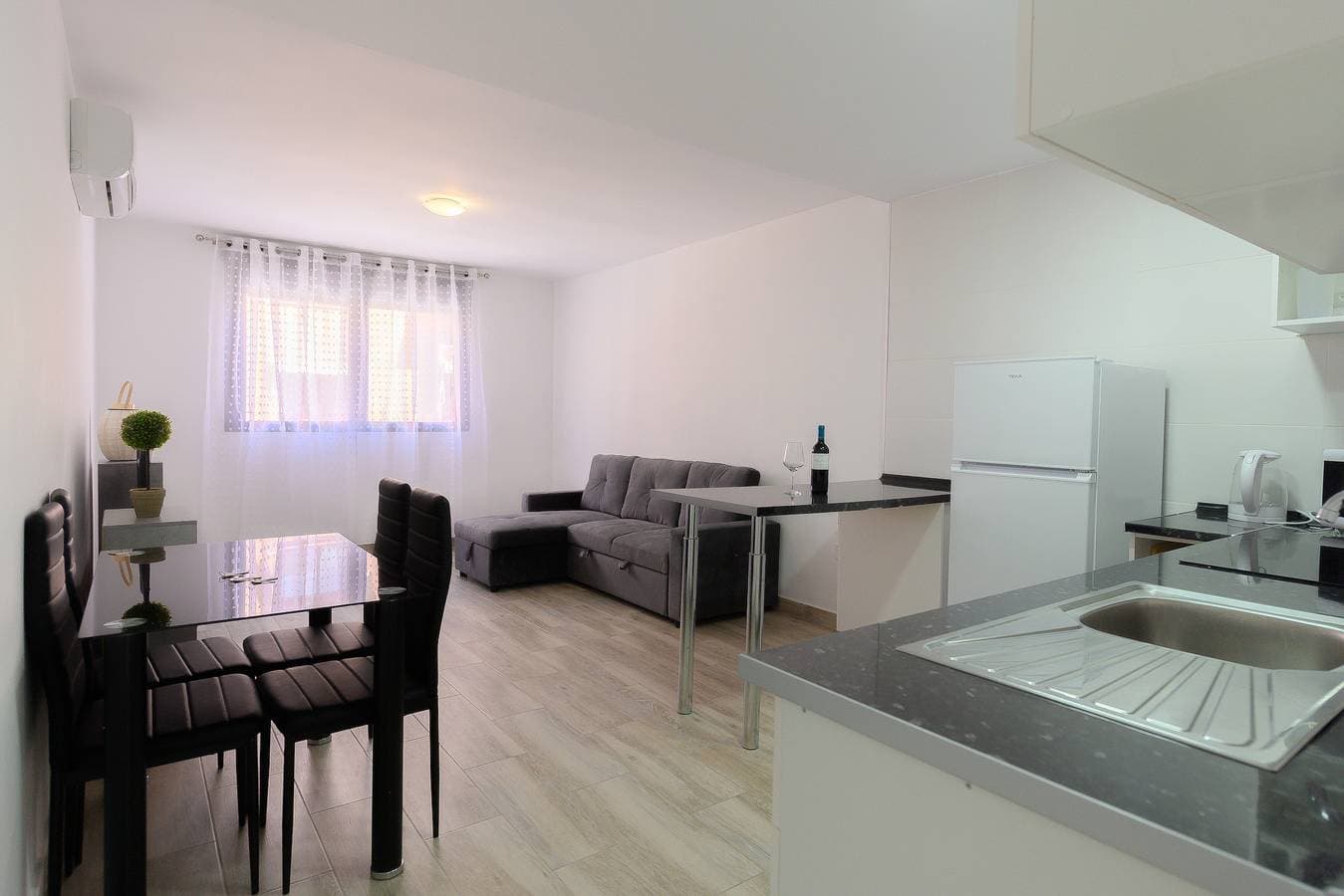 Foto 11 von 24: M Acogedor apartamento de un dormitorio