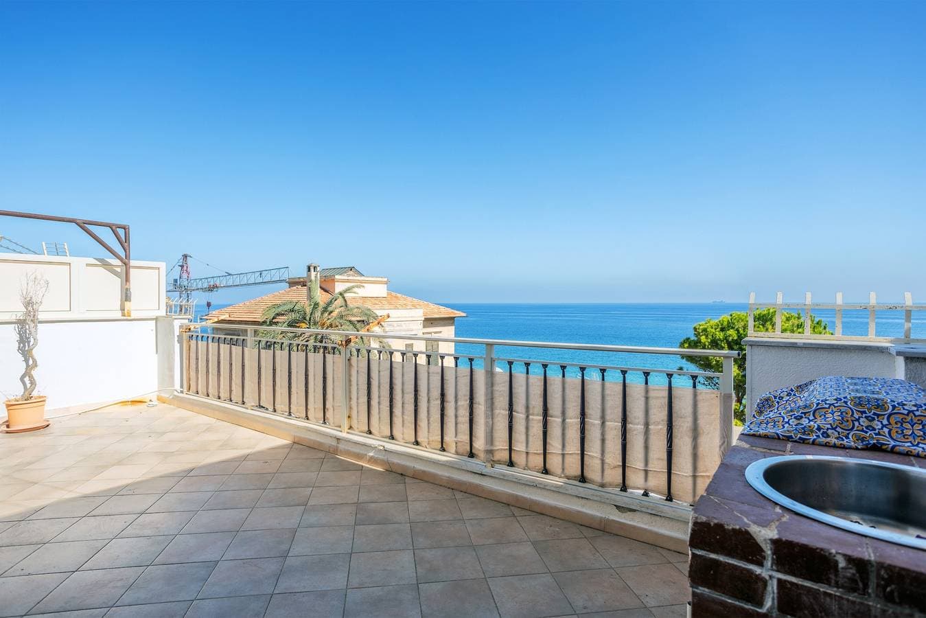 Foto 2 von 21: Ferienhaus 'Terrazza Sul Mare' mit Gemeinschaftsterrasse, WLAN und Klimaanlage