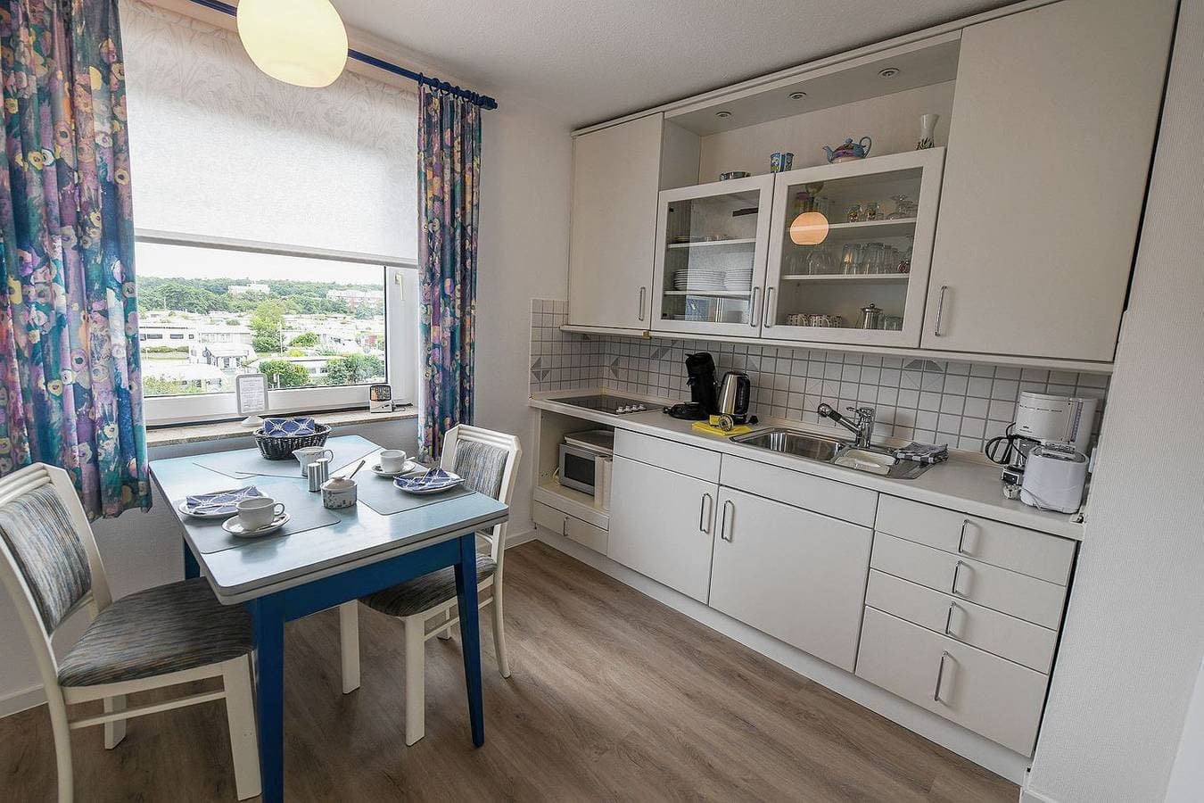 Foto 4 von 23: Logenplatz am Meer – FeWo mit Meerblick, Balkon & Sauna