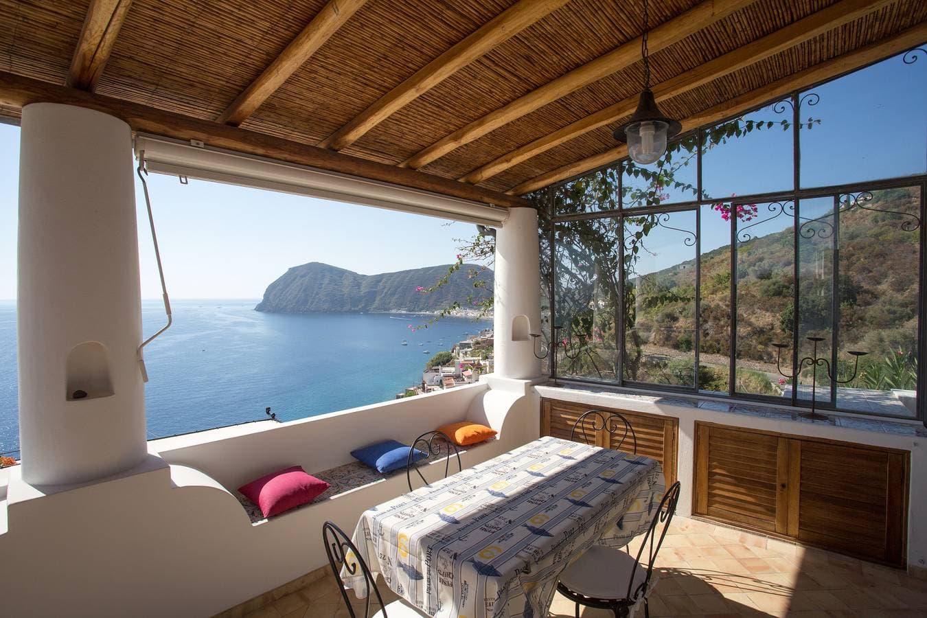 Foto 8 von 22: Haus mit Garten und Meerblick in Lipari