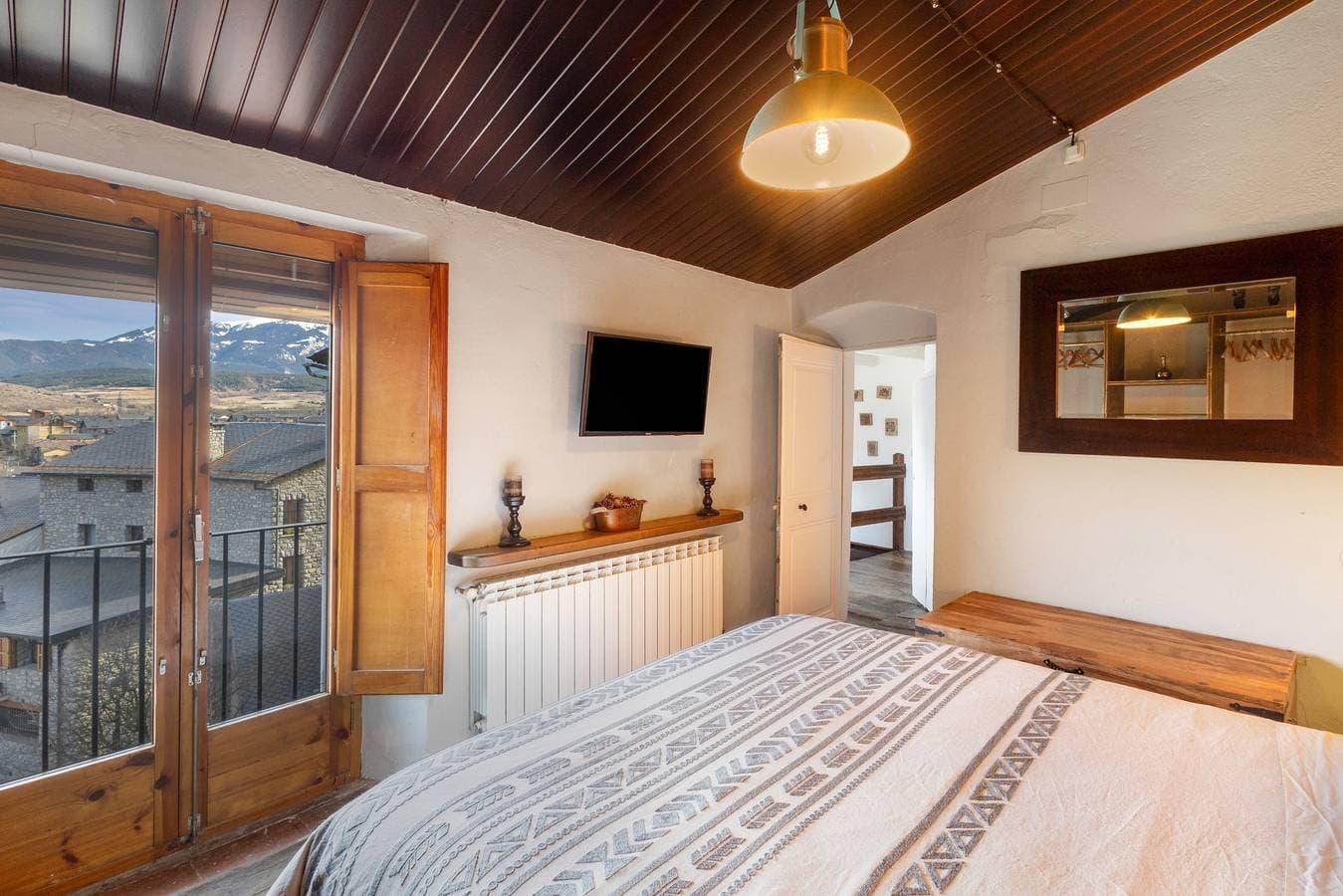 Foto 12 von 33: Landhaus 'Bellver' mit Bergblick, privater Terrasse und WLAN