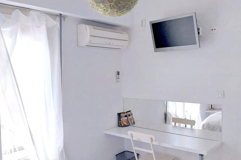 Foto 5 von 23: Acropolis Charming Apt with Large Balcony