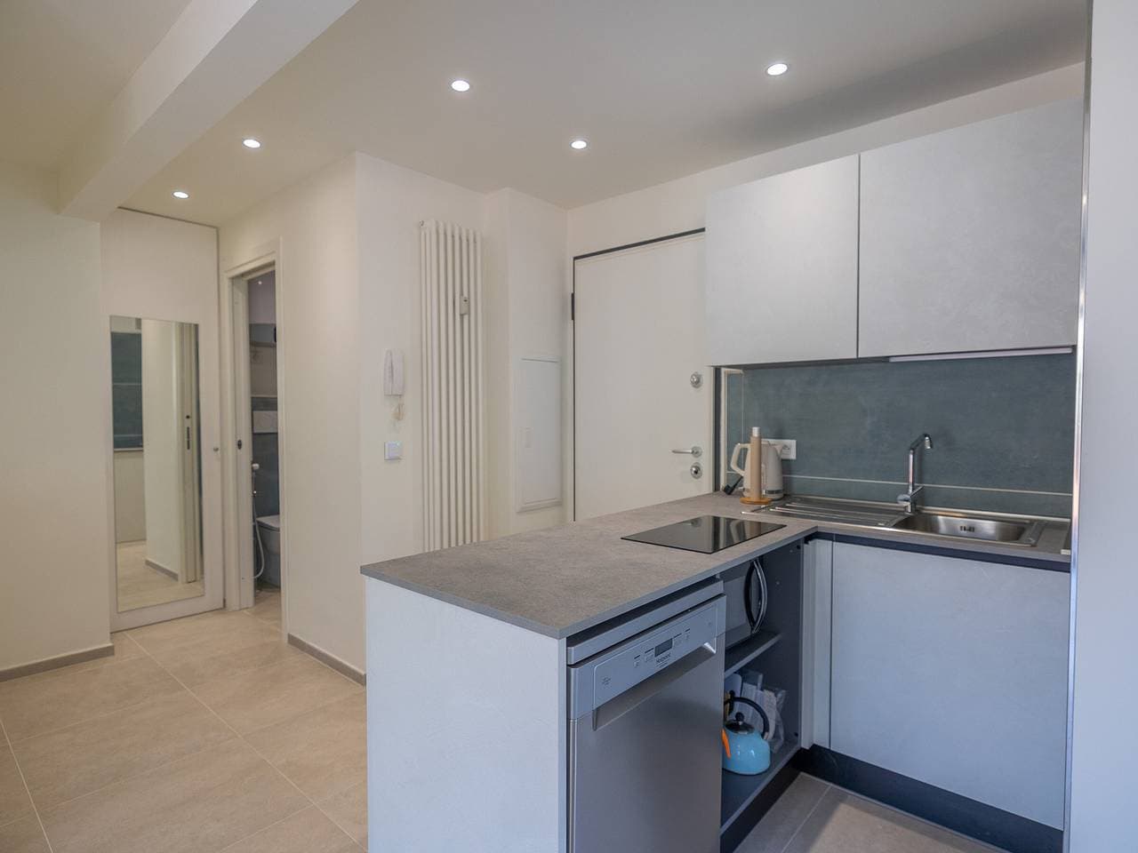 Foto 4 von 18: Ruhige 1 Zi-Wohnung renoviert mit Terrasse und WLAN in Menton