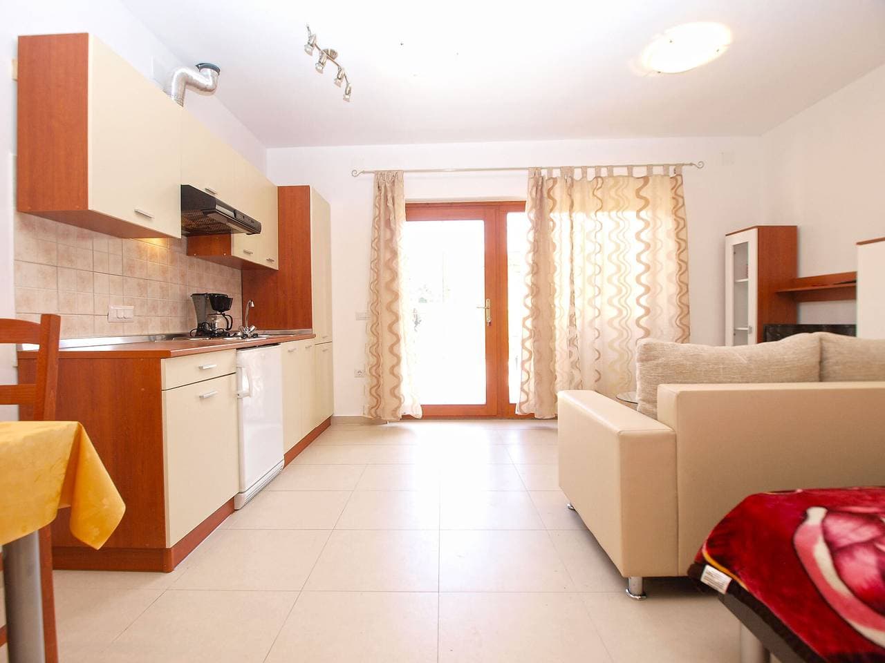 Foto 10 von 21: Ferienwohnung für 2 Personen mit Terrasse
