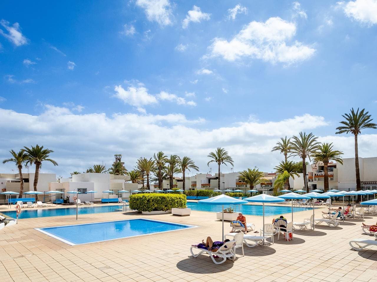 47 Amazing Primavera mit Wifi, Terrasse, Pool 1