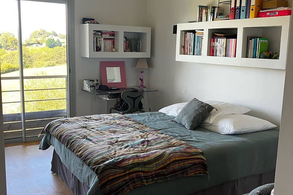 Foto 4 von 26: House near Biarritz. Arcangues golf course 2.5km away.