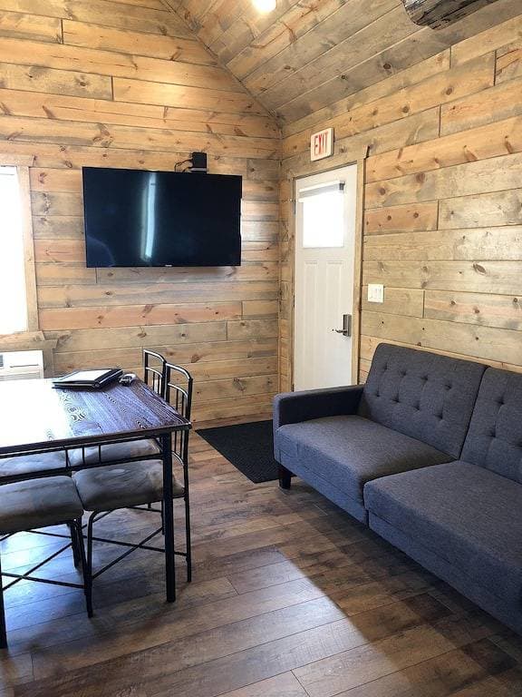 Big Mountain Cabins - Ein modernes, rustikales Erlebnis - Neu in 2018, für 2 bis 6 Personen 1