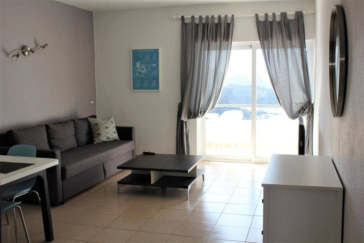 Foto 2 von 5: Apartment with Sea View