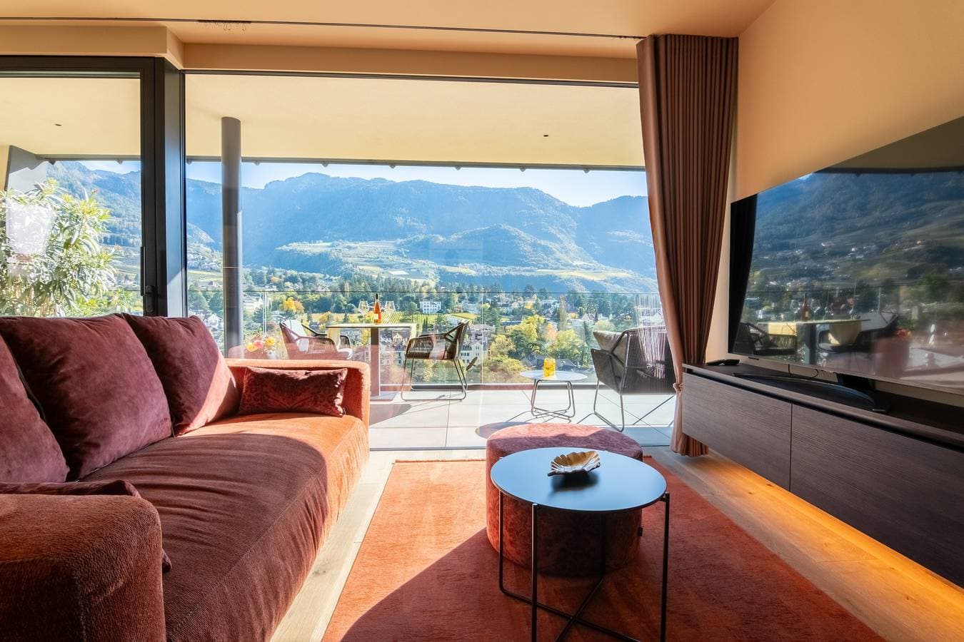 Foto 7 von 43: Ferienwohnung 'Levita Living Freiheit' mit Bergblick und privater Terrasse