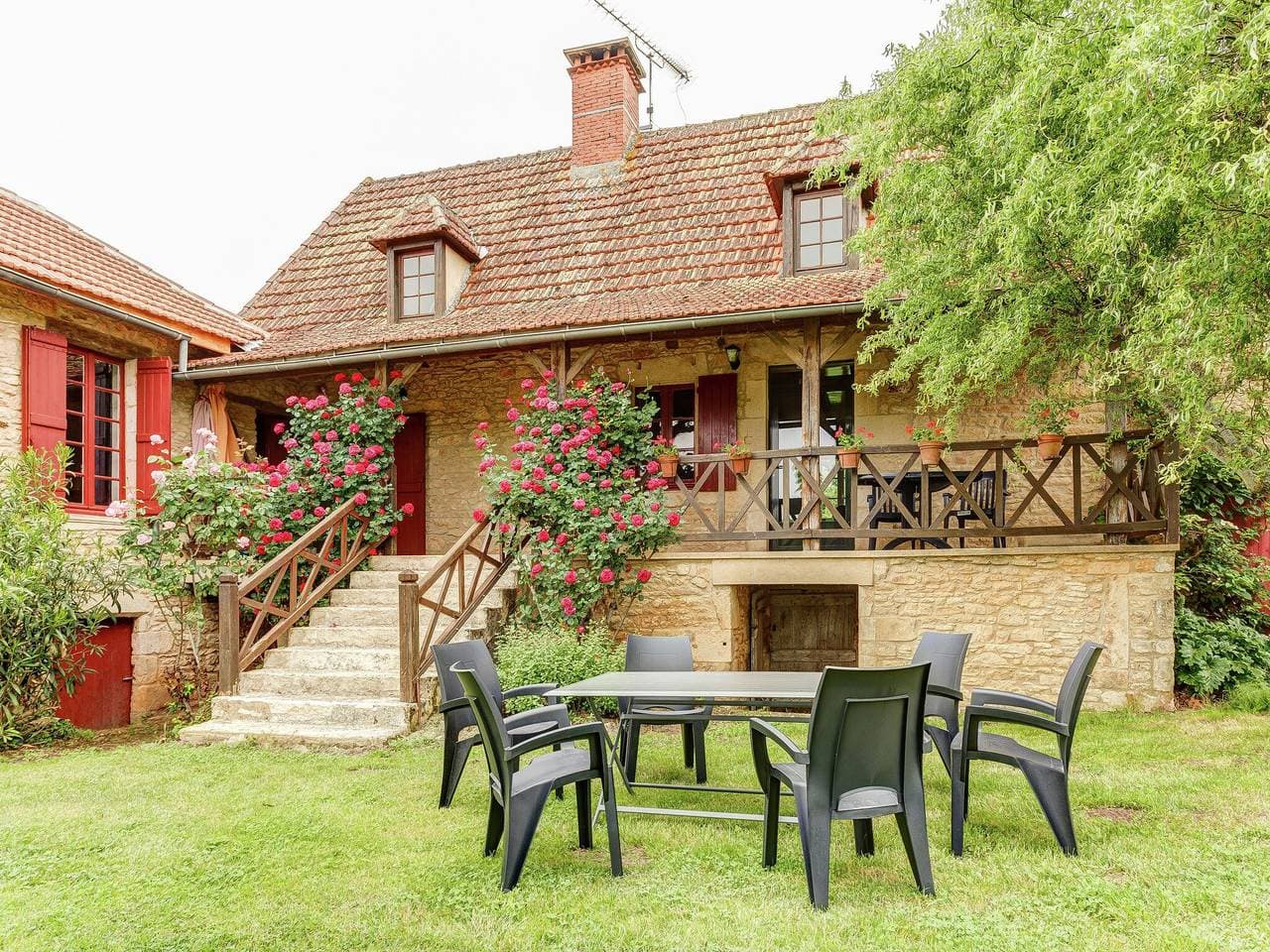Foto 5 von 40: Komfortables Ferienhaus mit privatem Pool