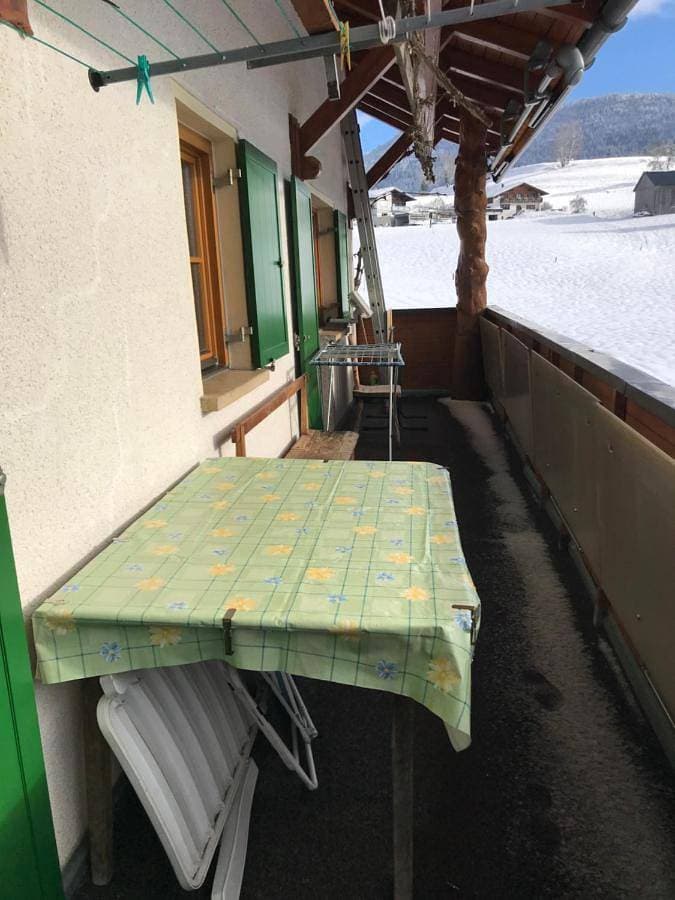 Foto 4 von 12: Two-Bedroom Apartment with Balcony