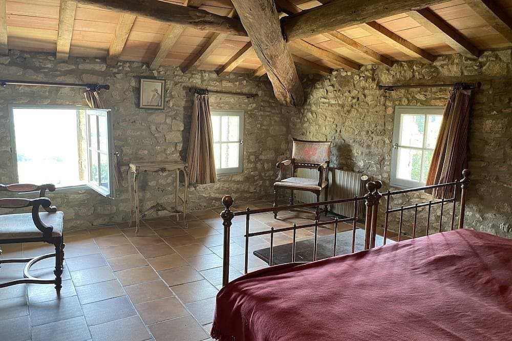 Foto 4 von 27: \"La Demeure\" Mas im Herzen des Dorfes Crestet mit privatem Pool
