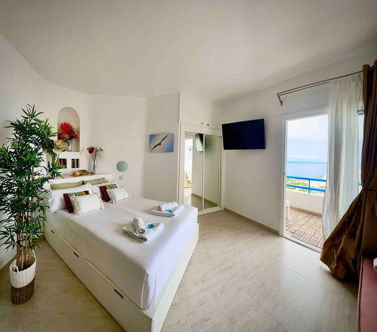 Foto 12 von 59: Mirador Paraiso: Superb Sea View