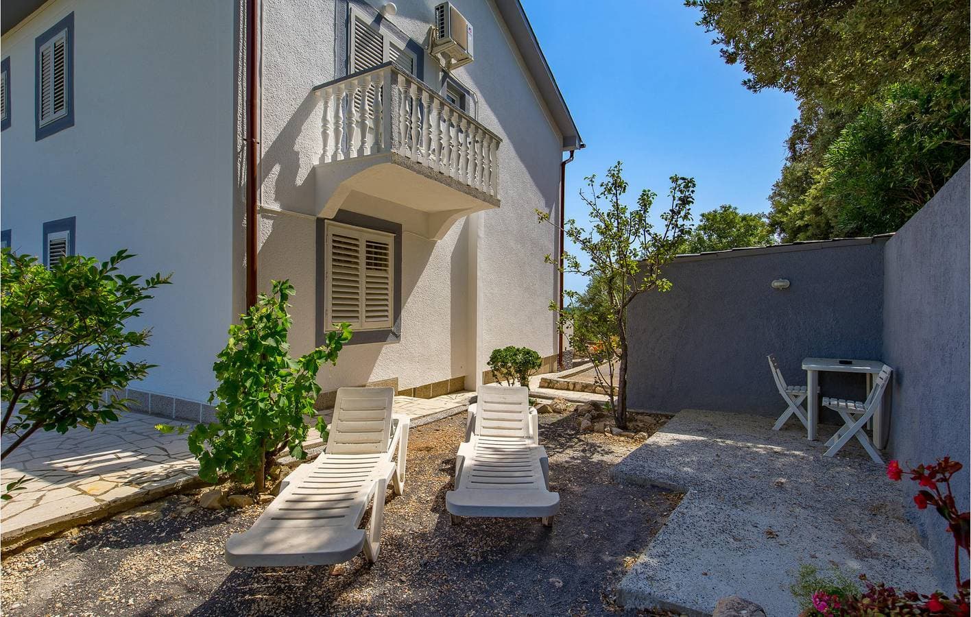 Gemütliche Ferienwohnung mit Terrasse, WLAN und Zugang zum Strand – 1,5 km entfernt 1