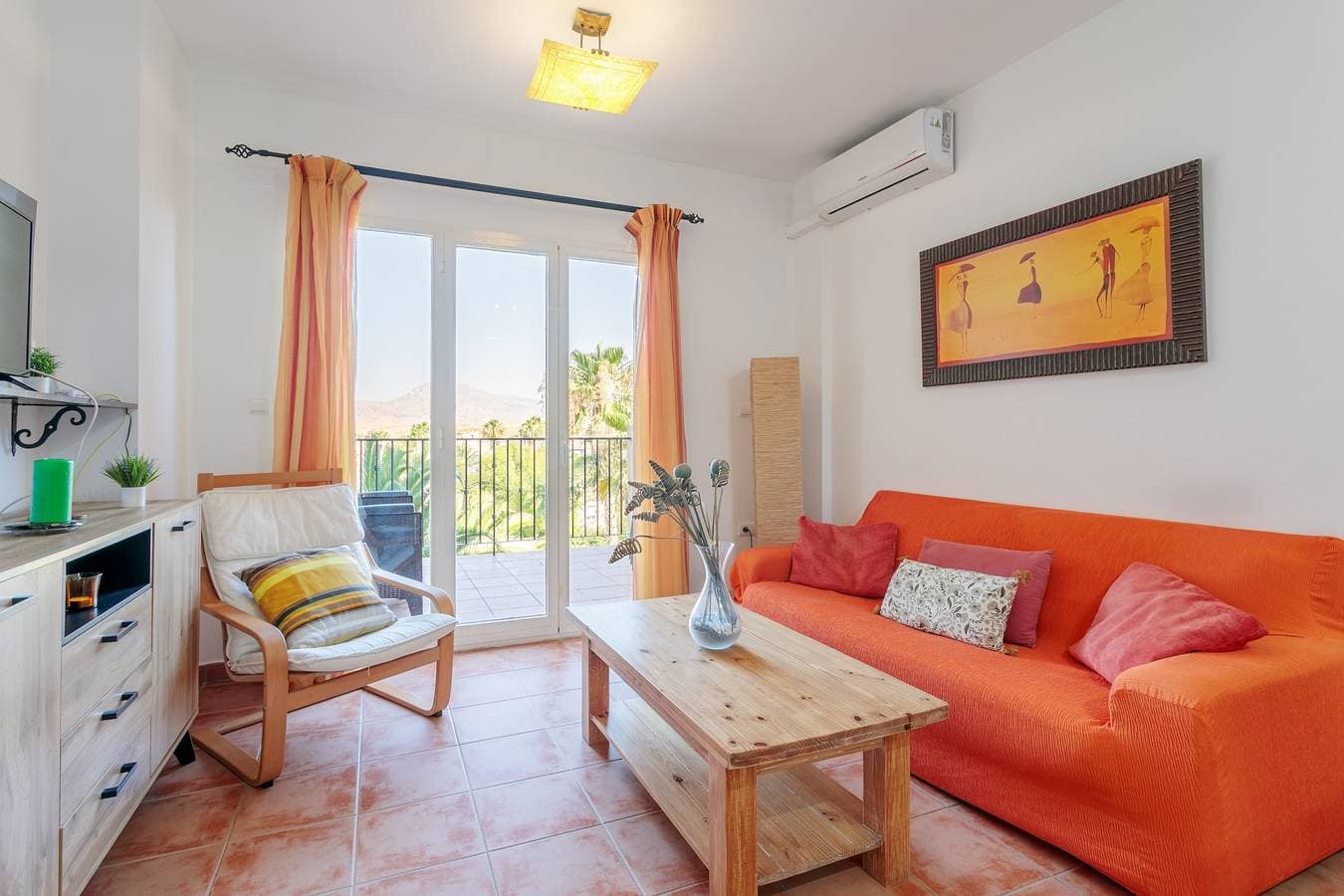 Foto 4 von 26: Ferienwohnung 'Las Lomas De Bonalba' mit Bergblick, Wi-Fi und Klimaanlage