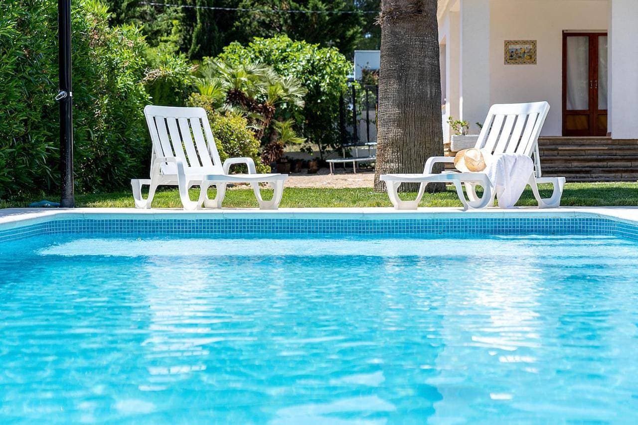VILLA PESCADOR 1