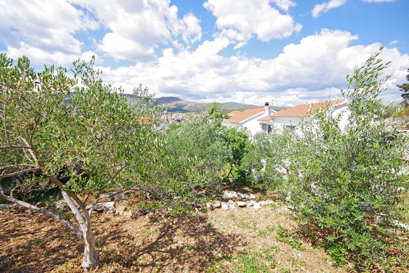Foto 12 von 37: 1-Zimmer-Haus mit Terrasse Trogir K-15319