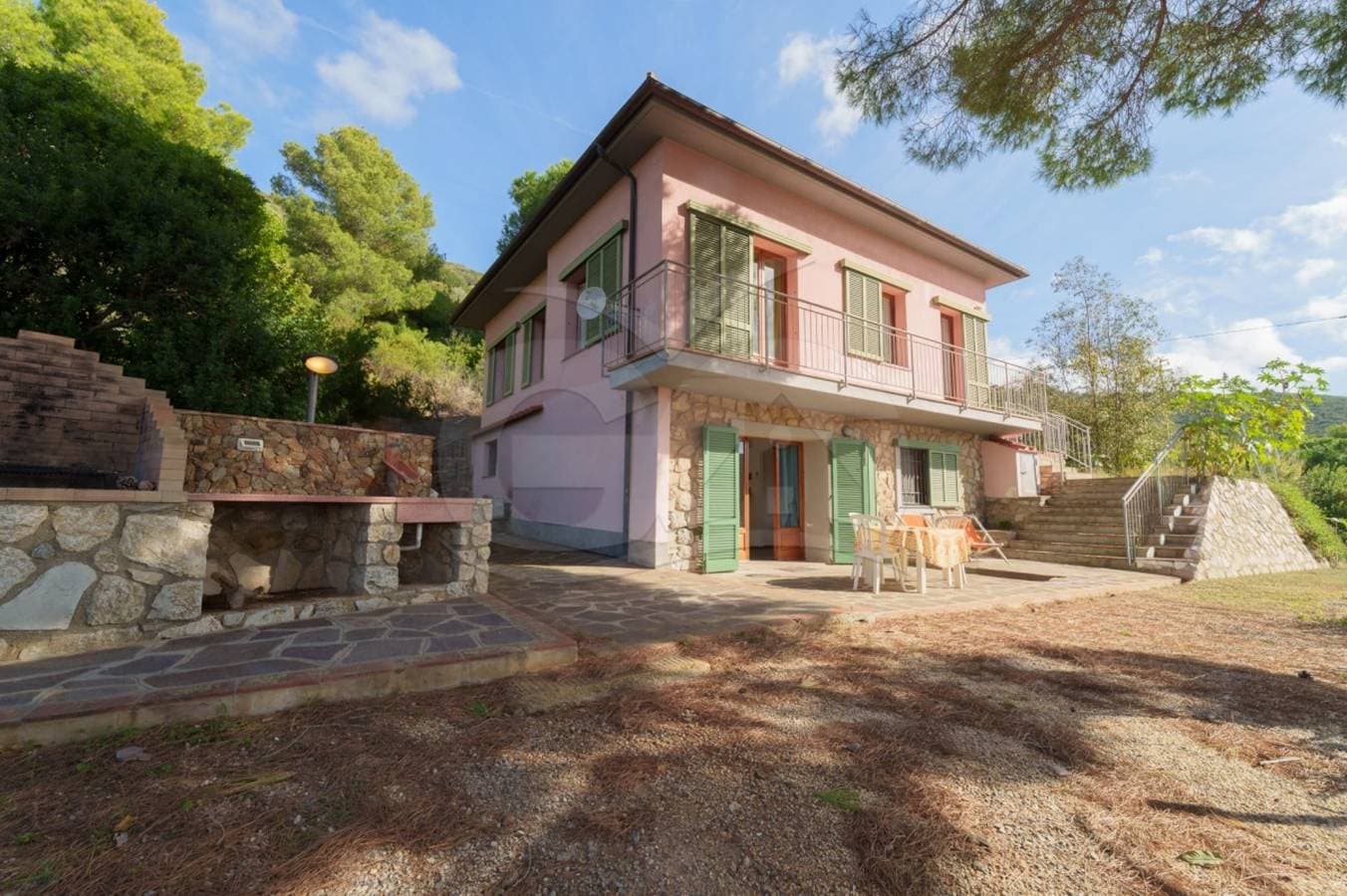 Foto 4 von 28: Ferienwohnung für 4 Personen mit Terrasse