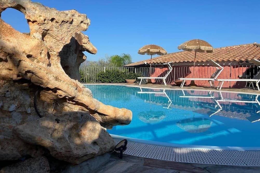 Villa Elena Private Pool 1