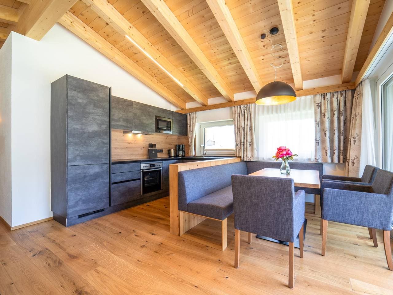 Foto 6 von 25: Luxushaus & großem Balkon bei St. Anton am Arlberg