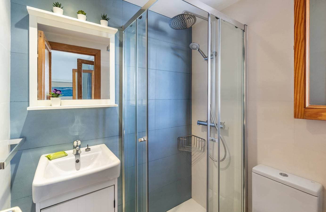 Foto 13 von 26: Ferienwohnung 'Londres 30' mit Meerblick, Wi-Fi und Klimaanlage