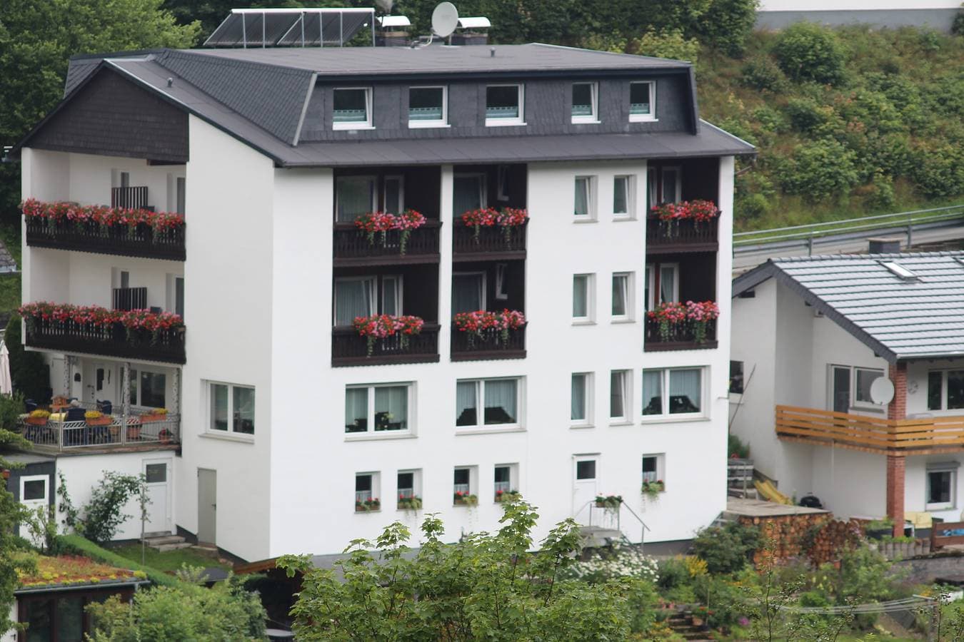 Foto 6 von 15: Haus Waldfrieden - Pension Haus Waldfrieden MeineCardPlus Doppelzimmer