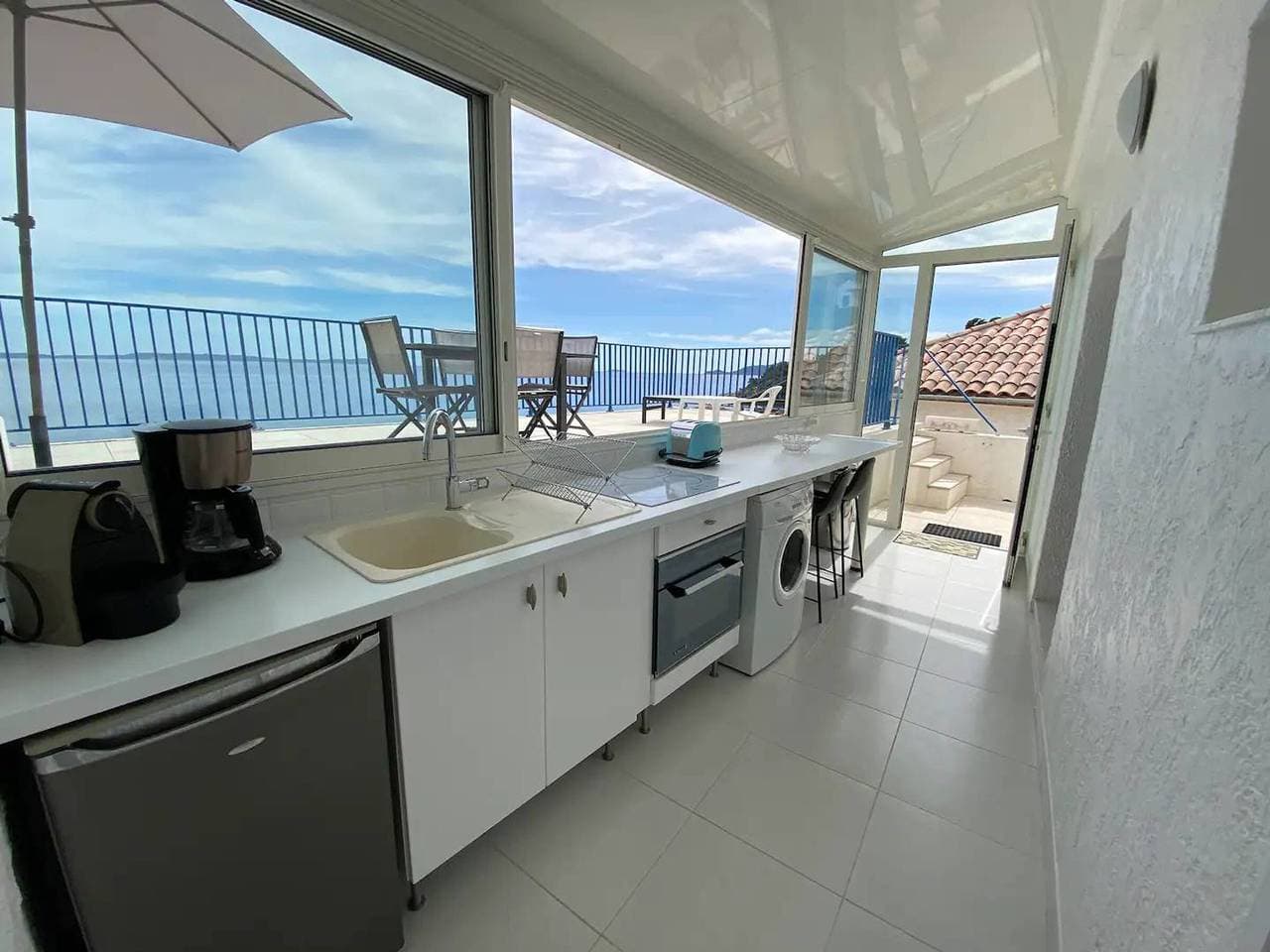 Foto 11 von 22: Klimatisierte Wohnung mit Terrasse & Privatem Strand