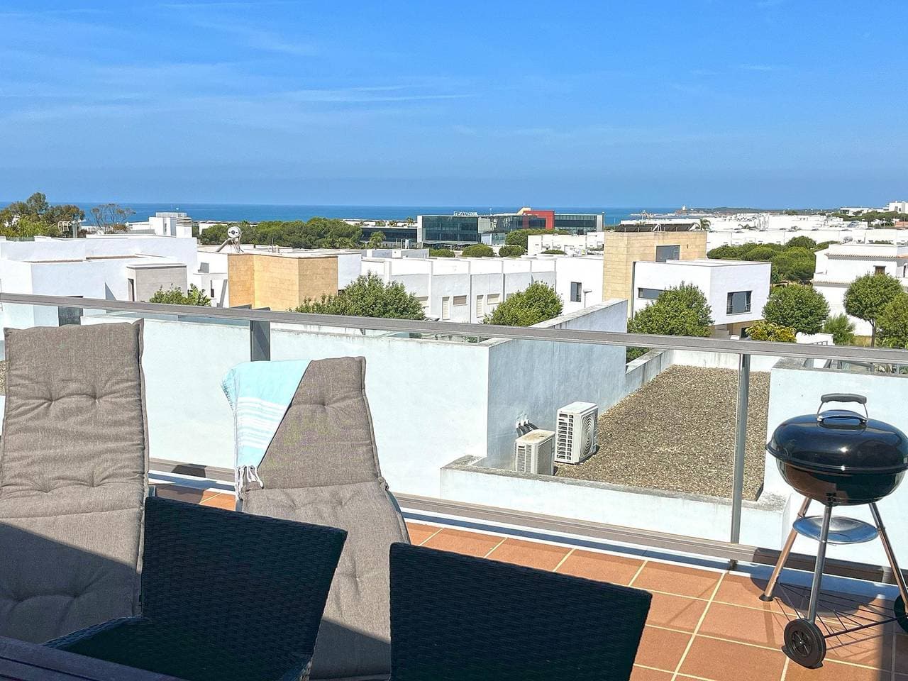 Foto 2 von 20: Elegante Ferienwohnung mit Meerblick