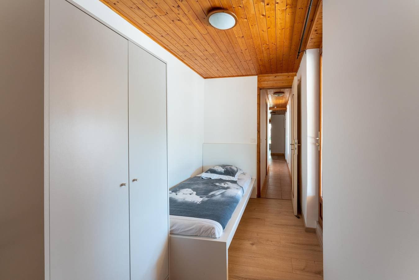 Foto 10 von 26: Ferienhaus „Villa du Soleil Levant“ mit Bergblick, WLAN & Klimaanlage