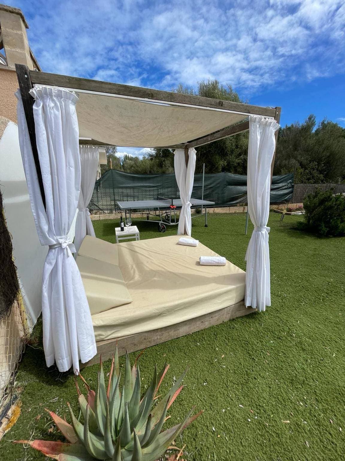 Foto 5 von 30: Sestanyol - Strandhaus mit Whirlpool und in Strandnähe. Perfekt für Paare. WiFi gratis.