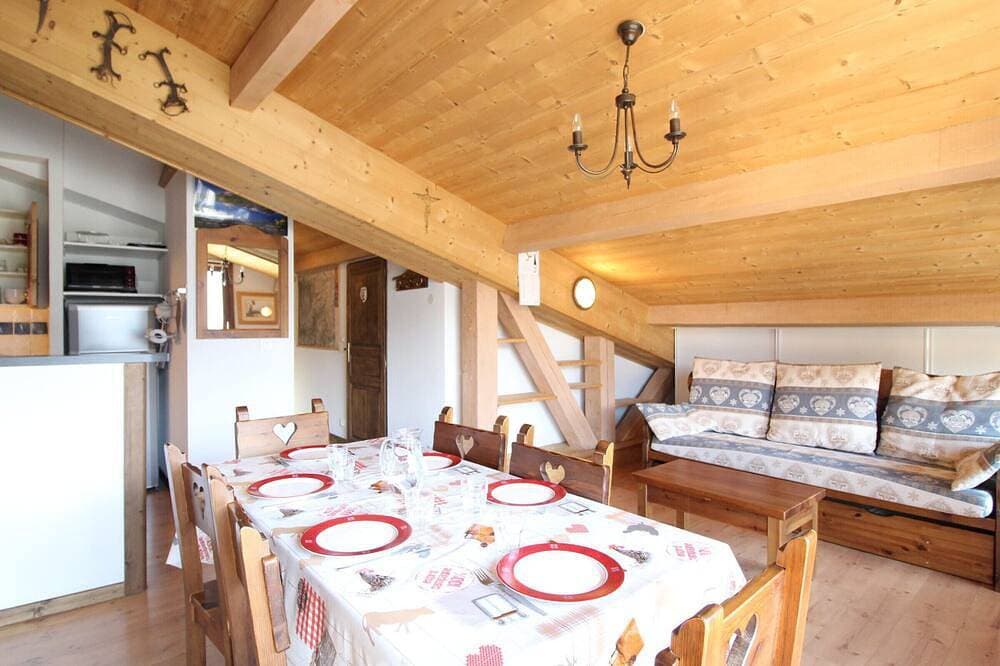 Geräumige Wohnung für 6, Bergblick, 2 Schlafzimmer, Wifi 1