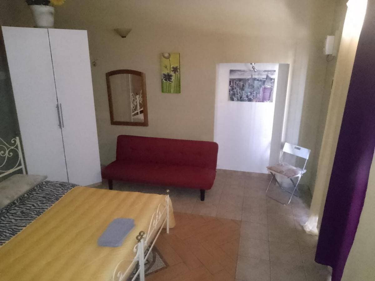 Foto 4 von 19: One-Bedroom Apartment