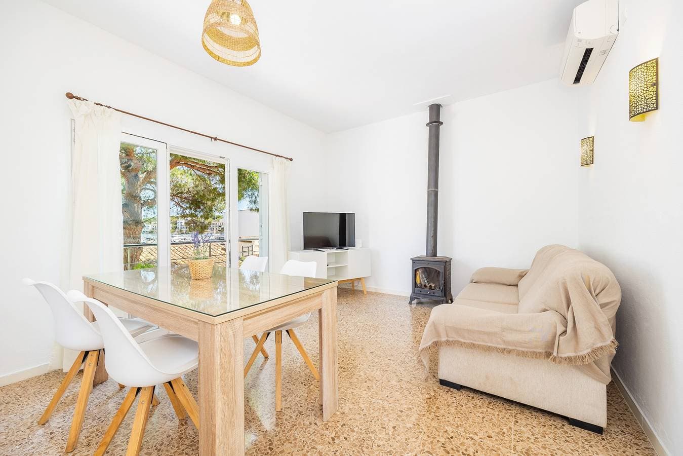 Foto 5 von 24: Apartment 'Punta Mitjana Portopetro' mit Balkon, WLAN und Klimaanlage