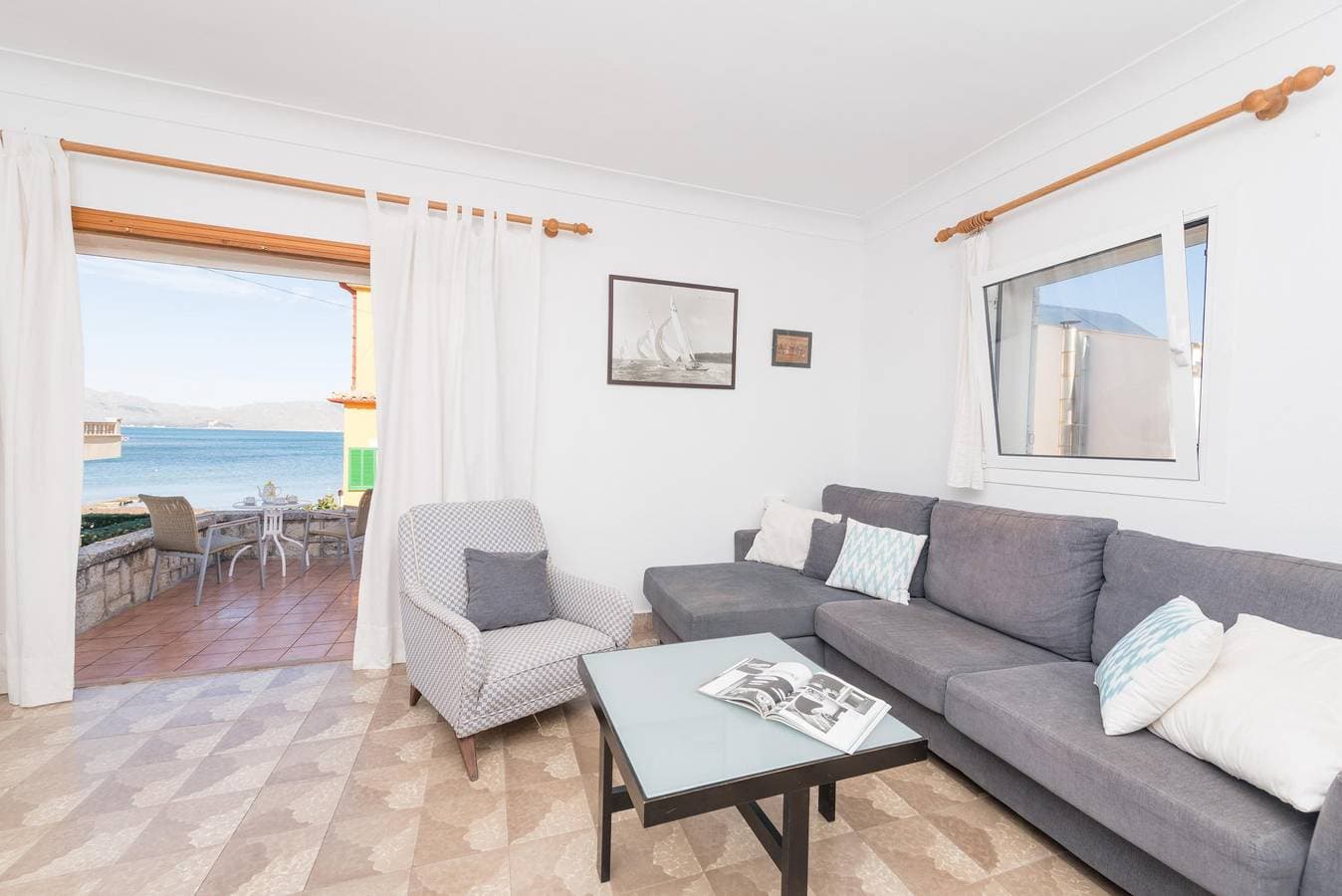 Foto 4 von 23: Xarus 2 - Apartment mit Meerblick in Es Barcarès (Alcúdia). WiFi gratis