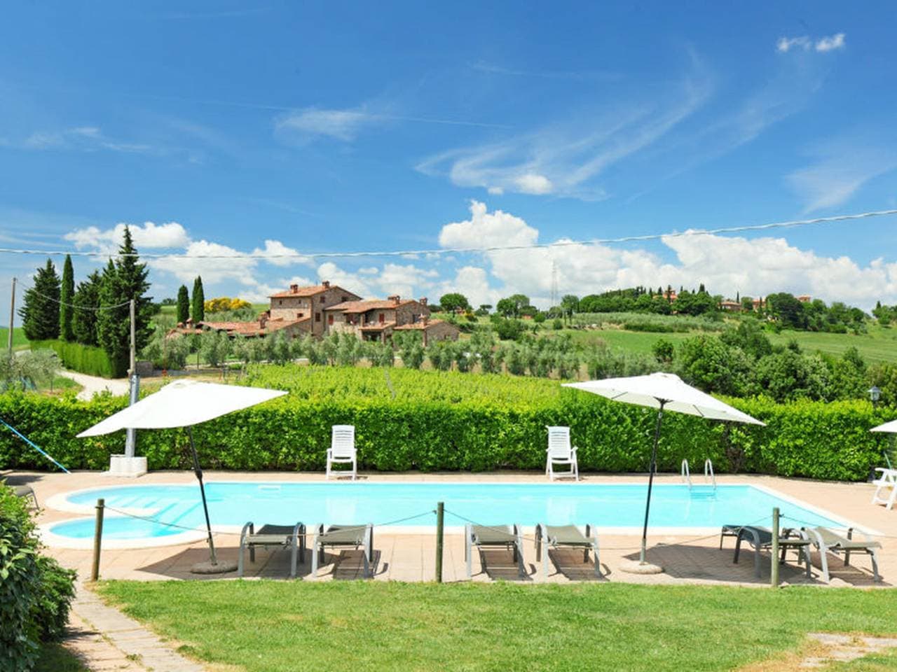 Freistehender Agriturismo Villastrada 1